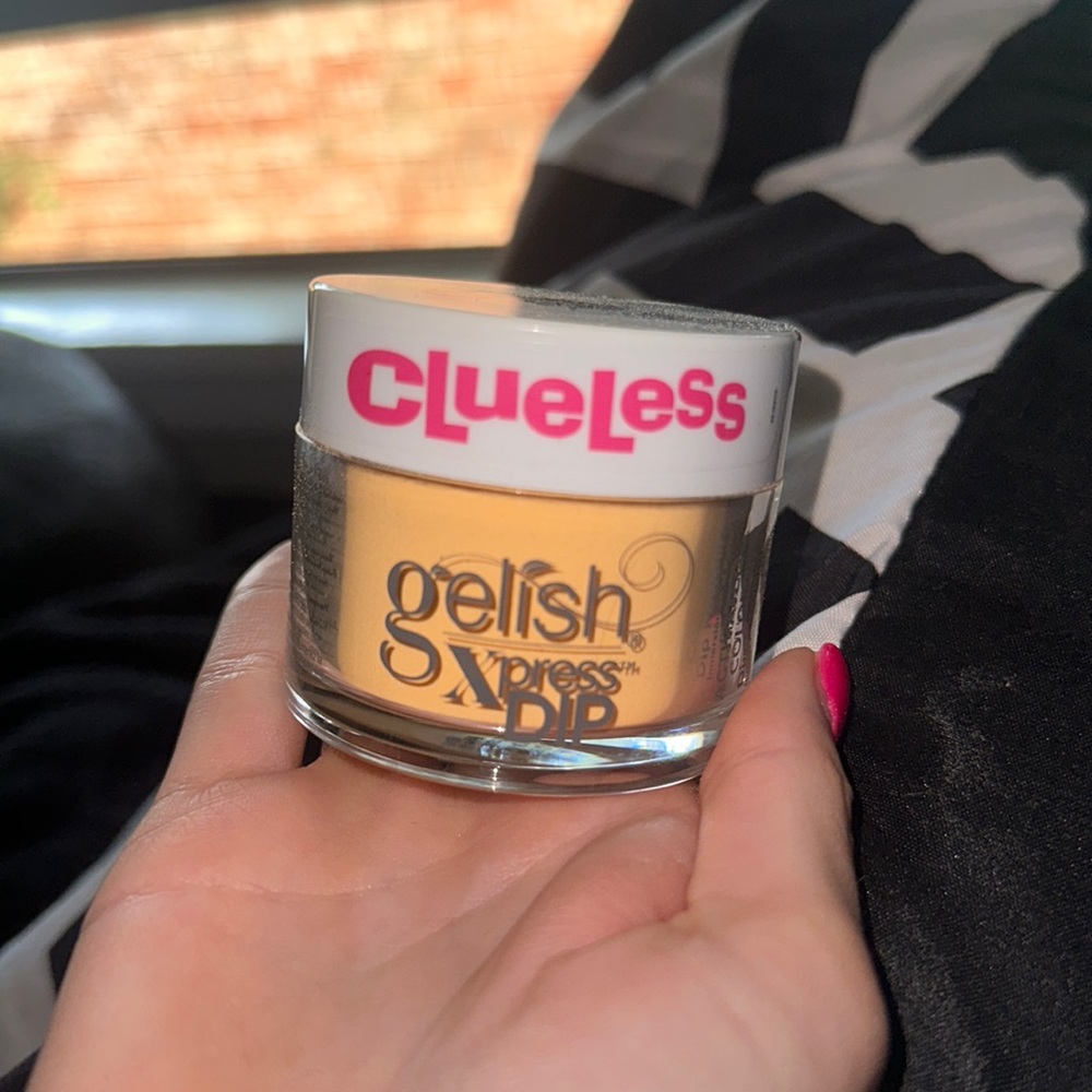 Gelish Dip Powder